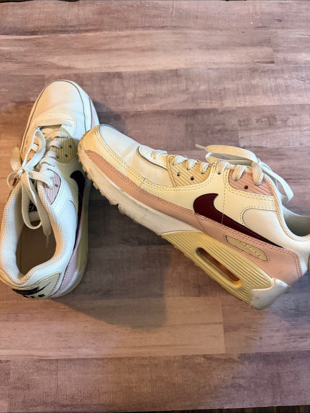 Nike White Cream Pink Air Max